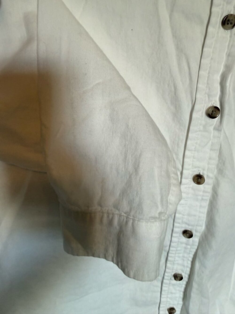 White Button Down Universal Threads - Picture 5 of 5
